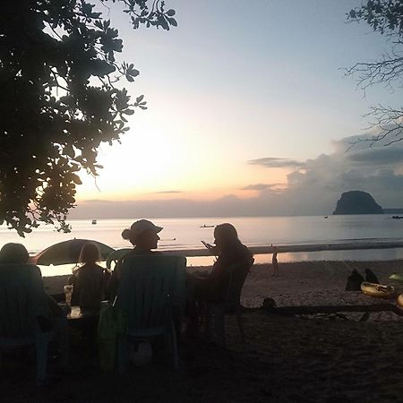 Longbeach Bungalow Kohmook Koh Mook Eksteriør billede